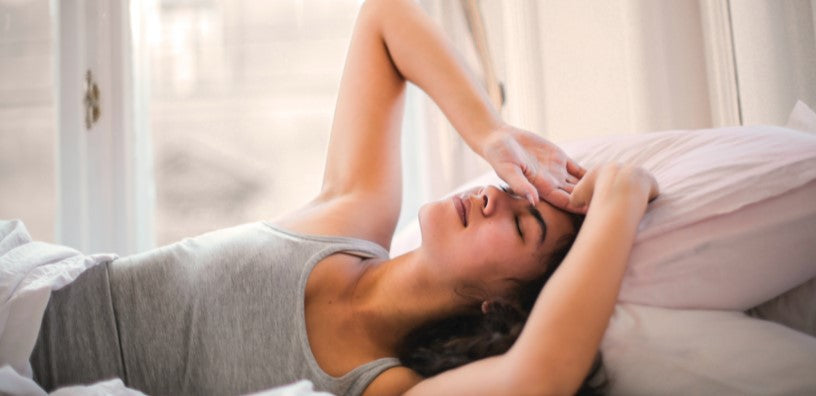 Night Sweats While Sleeping? Causes, Triggers, and How Your Bedding Impacts Body Temperature