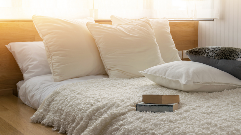 5 Things Well-Rested People Keep Out Of Their Bedrooms